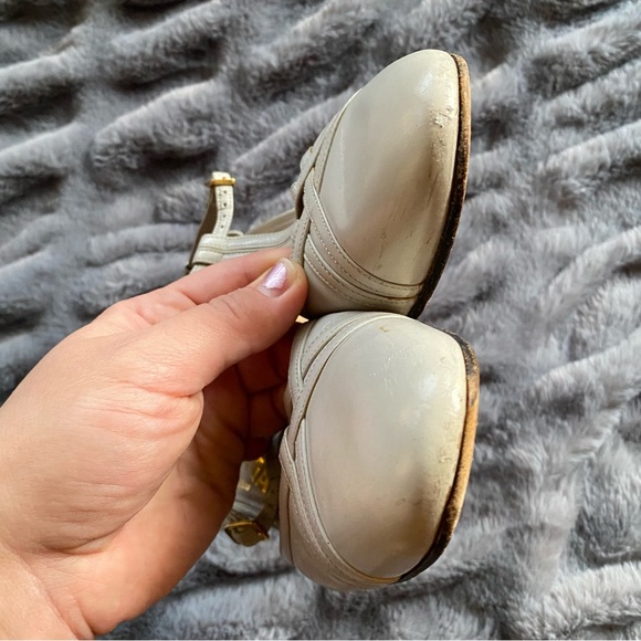 FERRAGAMO SLINGBACK PUMPS - Picture 4 of 10